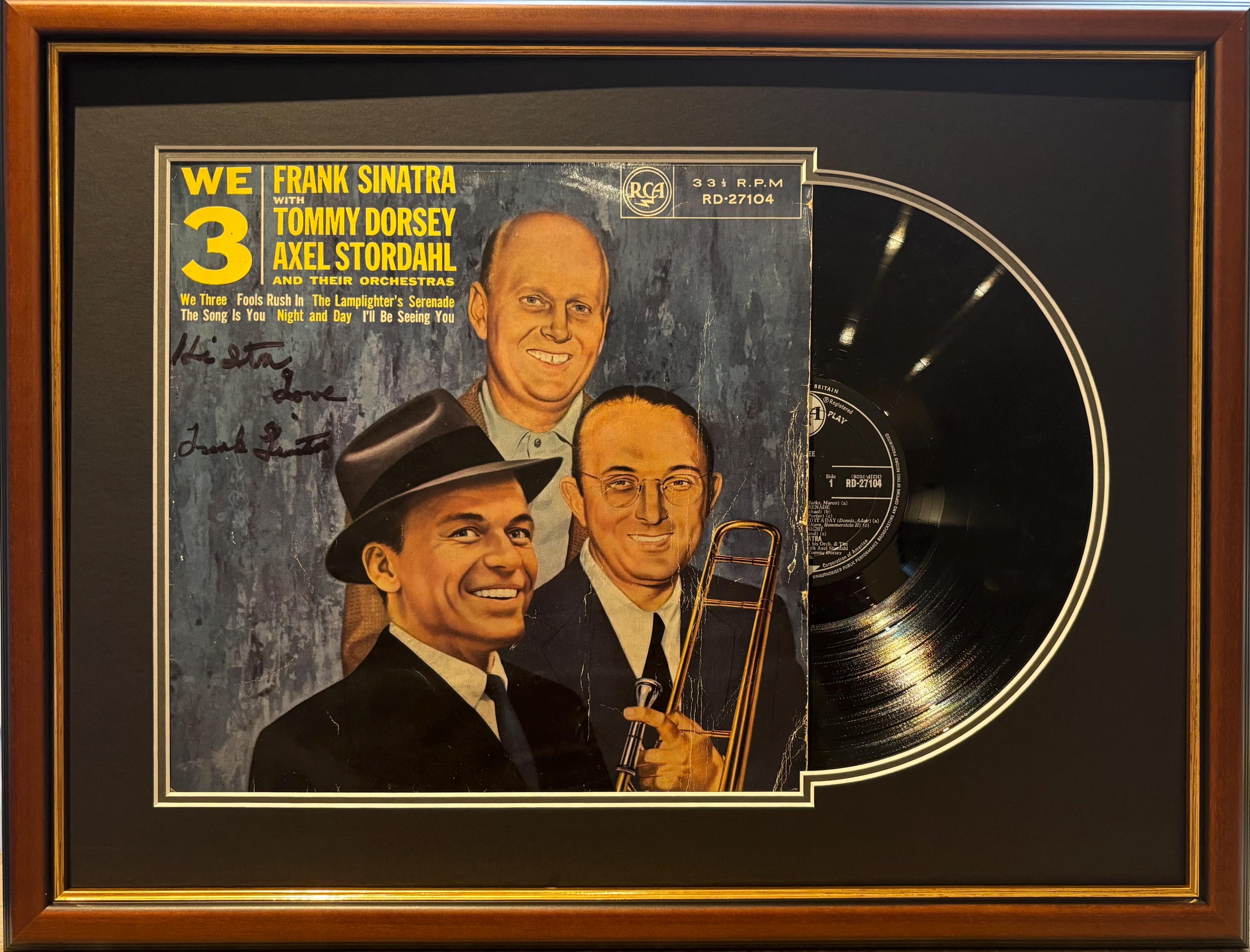 Frank Sinatra サイン入りフランク・シナトラの写真 JSA認証 フランク・シナトラ、希少で見事な本物 100% 保証の直筆サイン入り「We