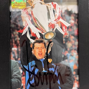 Denis Irwin - Manchester Utd Legend - Genuine Hand Signed & Framed (7&quot; inch X 5&quot; inch) Photo - With Certificate Of Authenticity (COA)