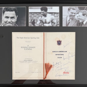 Jack Dempsey - voormalig onbetwiste wereldkampioen zwaargewicht +6 anderen, ingelijste handgetekende menukaartpresentatie (50 cm x 40 cm) en COA AFTAL