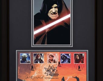 Ian McDiarmid, Emperador Palpatine, Star Wars, presentación fotográfica firmada a mano FDC enmarcada 40 cm x 30 cm con certificado de autenticidad BC COA