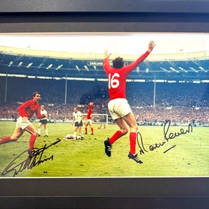 Geoff Hurst and Martin Peters, England 1966 and West Ham United Legends, Framed 100% Genuine Hand Signed Photo 10&quot; X 8&quot; Frame & AFTAL COA