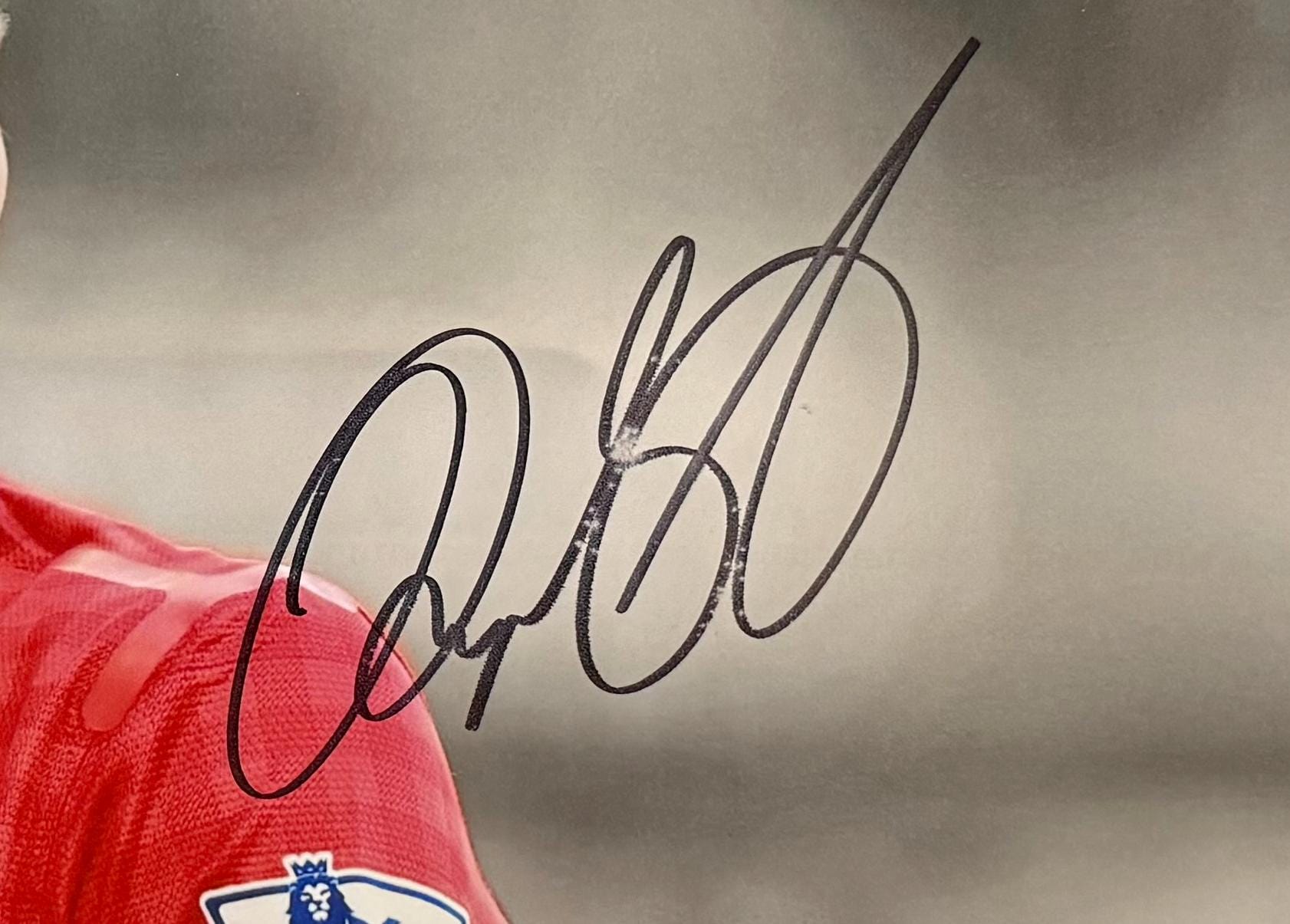 ライアン・ギグスの 100% オリジナル、正規の直筆サイン入り、額入り