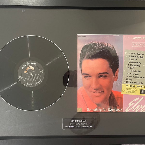 Extremely Rare Elvis Presley 'The King Of Rock And Roll" Hand Signed Album With Vinyl Framed, 50 x 70cm With Certificate Of Authenticity