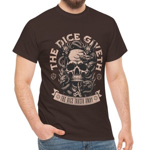 Dnd T Shirt Der Würfel Give und der Würfel Taketh Away, D20 Detail für Dungeons and Dragons Spieler, Geschenk für DM Spielleiter, Vatertag Bild 4