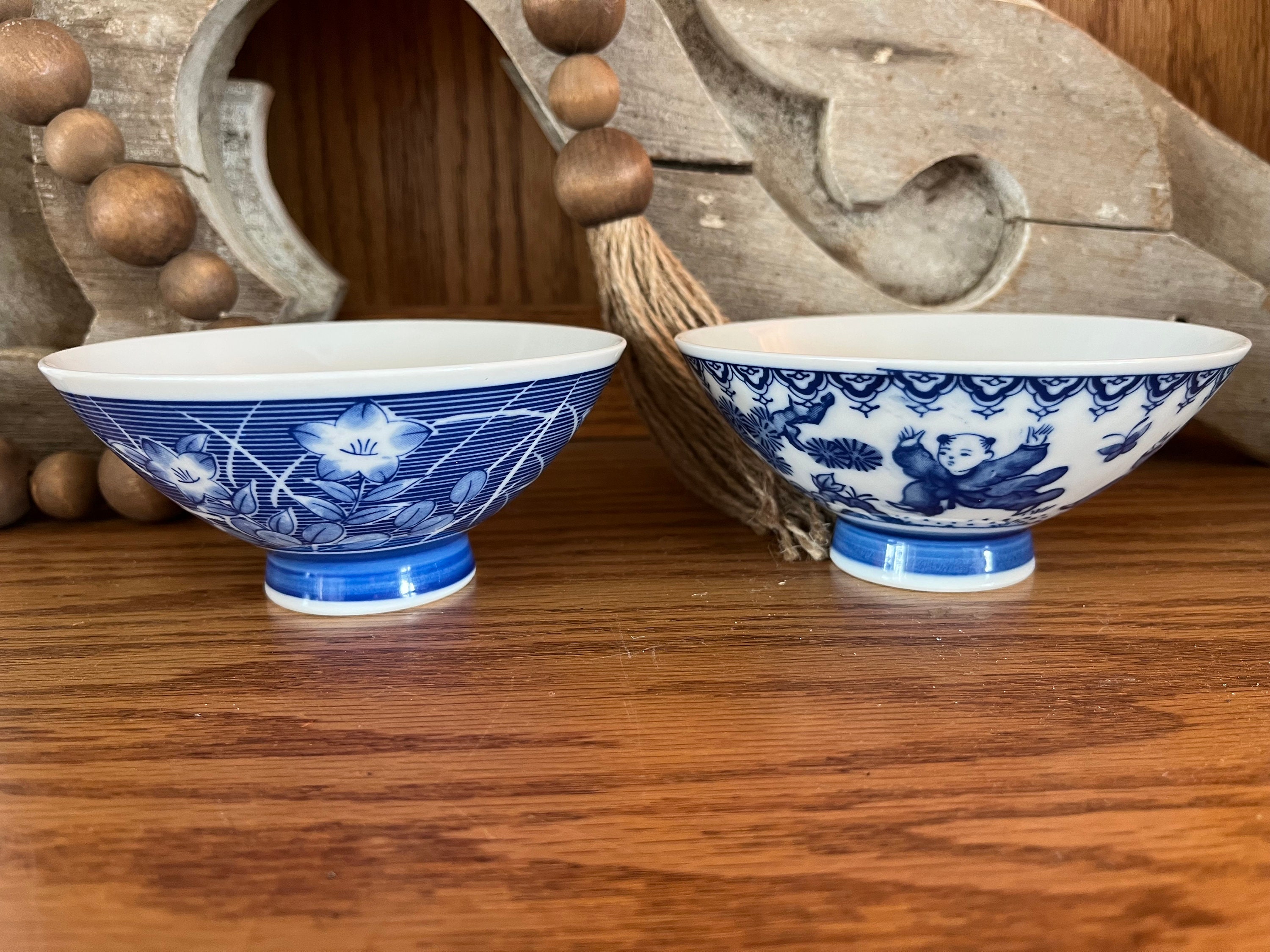 Traditional Japanese Porcelain Rice Bowls, 11.83 Fluid Ounces