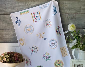 White checkered tea towel Aida 5.5 pts Digoin + mook Christmas Magic