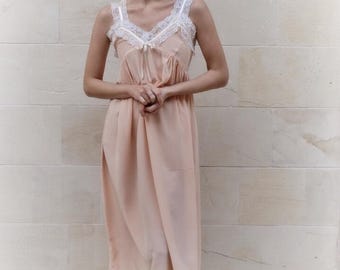 Vestido lencero de seda vintage de los años 30, camisón de encaje rosa salmón, lencería de los años 40 cosida a mano, ajuar de novia antiguo, talla XS S, estilo Hollywood antiguo