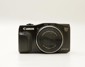 Canon Powershot SX700 HS Digital Camera, 30x Optical Zoom, 16.1MP