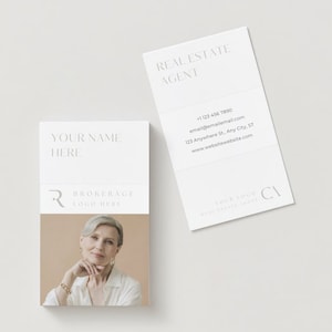 Carte de visite verticale pour immobilier | avec un modèle photo modifiable gratuit Canva, agent immobilier, courtier en prêts hypothécaires, minimaliste et moderne avec logo