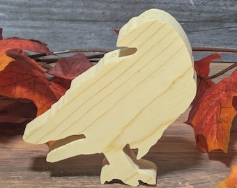 Recorte de cuervo de madera sin terminar. Figura de Halloween de pie. Pájaro de madera para pintar. Decoración otoñal espeluznante para bandeja. Letrero de cuervo para puerta DIY.