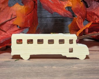 Recorte de autobús escolar de madera sin terminar. Figura de pie para manualidades en el aula. Autobús de madera para pintar. Decoración de bandejas de madera para la vuelta al cole. Letrero para puerta DIY.
