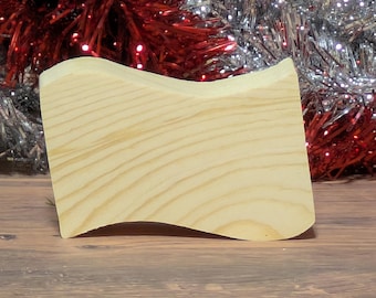 Bandera de madera recortada sin terminar. Figura de pie para manualidades del Día de la Independencia. Bandera de madera para pintar. Letrero para puerta DIY. Decoración de bandejas escalonadas para el 4 de julio.