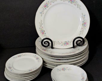 Florenteen Fine China Japan Fantasia Assorted Pieces / Replacement