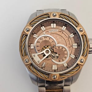 Invicta Bolt Model # 28980Automatic movement water resistant NOT WORKING image 1