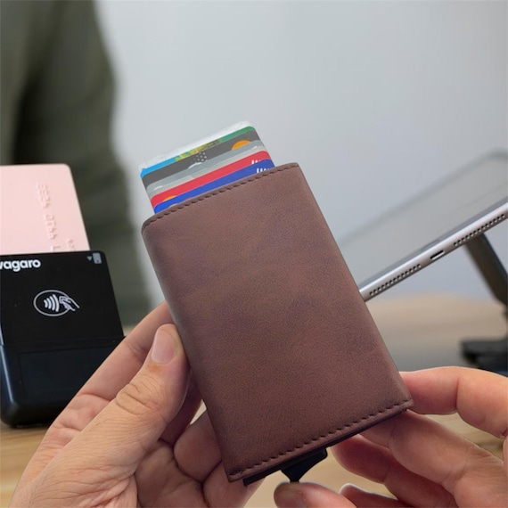 3 Top-Rated Personalized Leather Wallets for Men in 2026