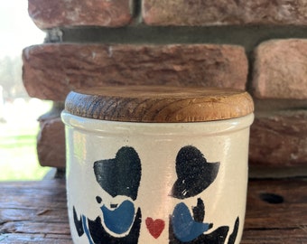 Robinson Ransbottom Roseville Pottery Low 1 Quart Crock with Wooden Lid Featuring Hand Painted Folk Art Design
