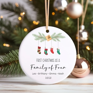 Vierköpfige Familie, Ornament 2025, erstes Weihnachten als vierköpfige Familie, Ornament 2025, Vierköpfige Familie, Babys erstes Weihnachten