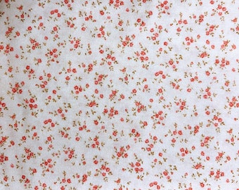 Rare & Retired, 5 YDS Quilt Gate Mary Rose Tossed Pink Raspberry Roses On Off White, Chic and Shabby Lovely Quilt Fabric 100% premium cotton