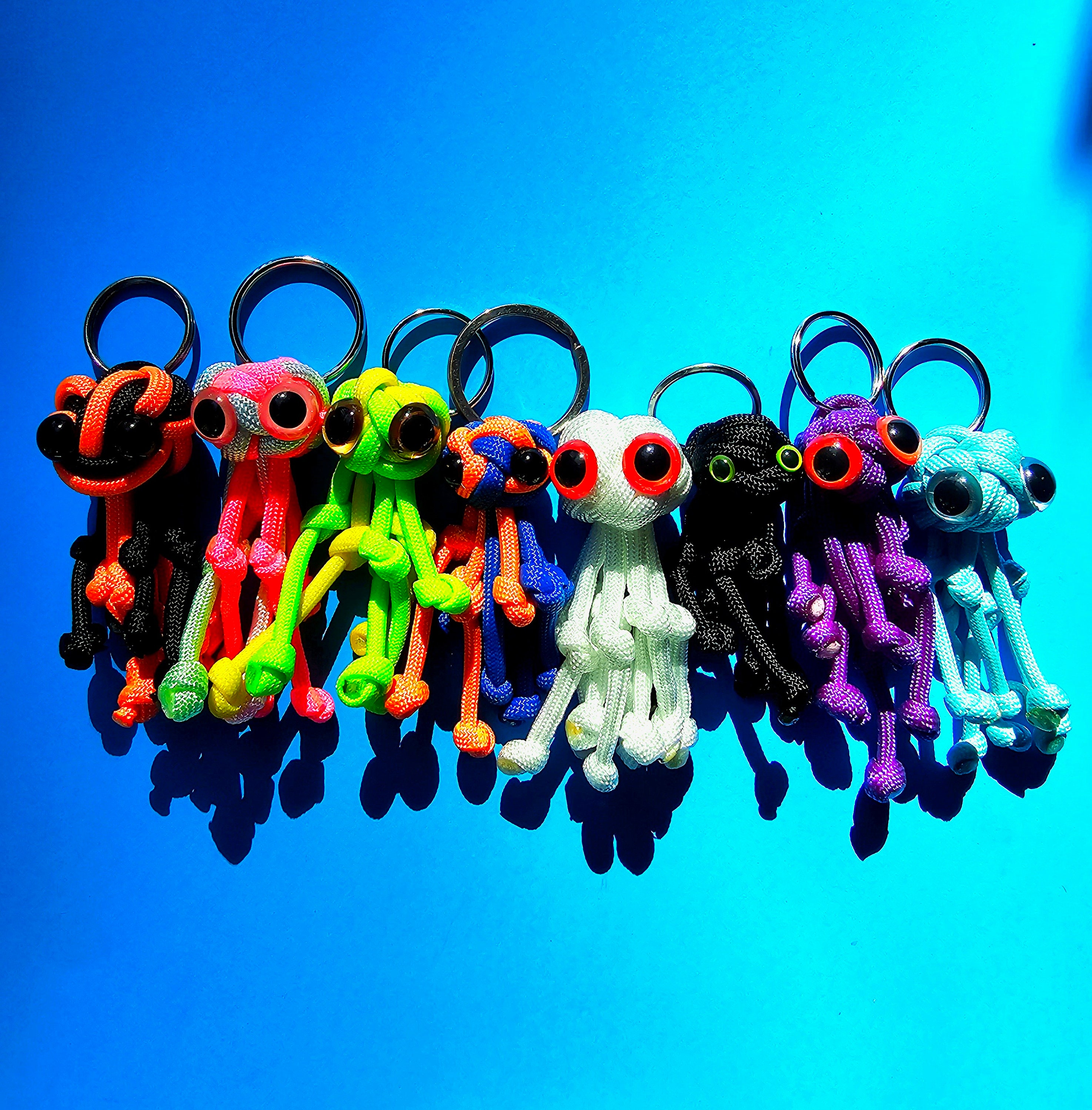 【kuku様】ハンドメイド✿*:・゜ Paracord Octopus Keychain - Etsy