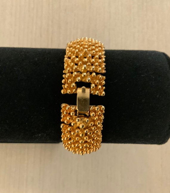 Vintage 1973 Golden Sunset Bracelet Articulated S… - image 1