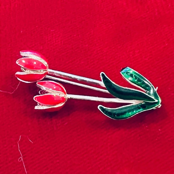 Vintage tulip red brooch