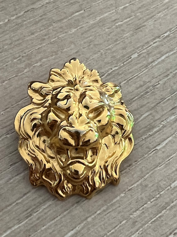 Vintage Roaring LION Head Heavy Gold Plated