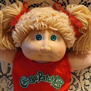 Cabbage Patch Kid 1982 Coleco Blonde Curly Yarn Hair with Ponytails Blue Eyes Factory Code OK zdjęcie 2