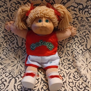 Cabbage Patch Kid 1982 Coleco Blonde Curly Yarn Hair with Ponytails Blue Eyes Factory Code OK zdjęcie 1