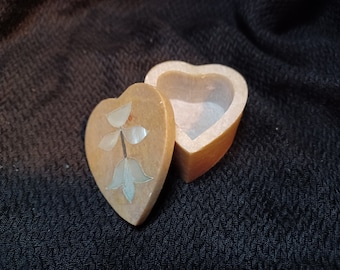 Heart Shaped Soapstone Trinket Box with Tulip Flower Inlay