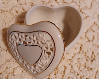 Lenox Pierced Heart Trinket Box ~ White with Silver Trim