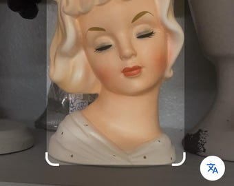 Jarrón con forma de cabeza de mujer… C5675 NAPCO 1962, pintado a mano y fabricado en Japón.