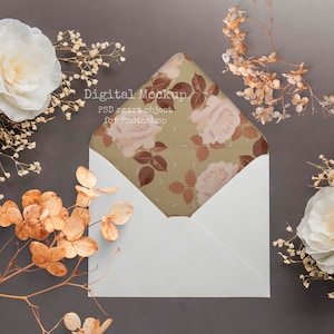 Gezellige open envelop mockup, envelop mockup, flap envelop mockup, bruiloft briefpapier mockup, schone mockup, patroon mockup, gezellige psd mockup