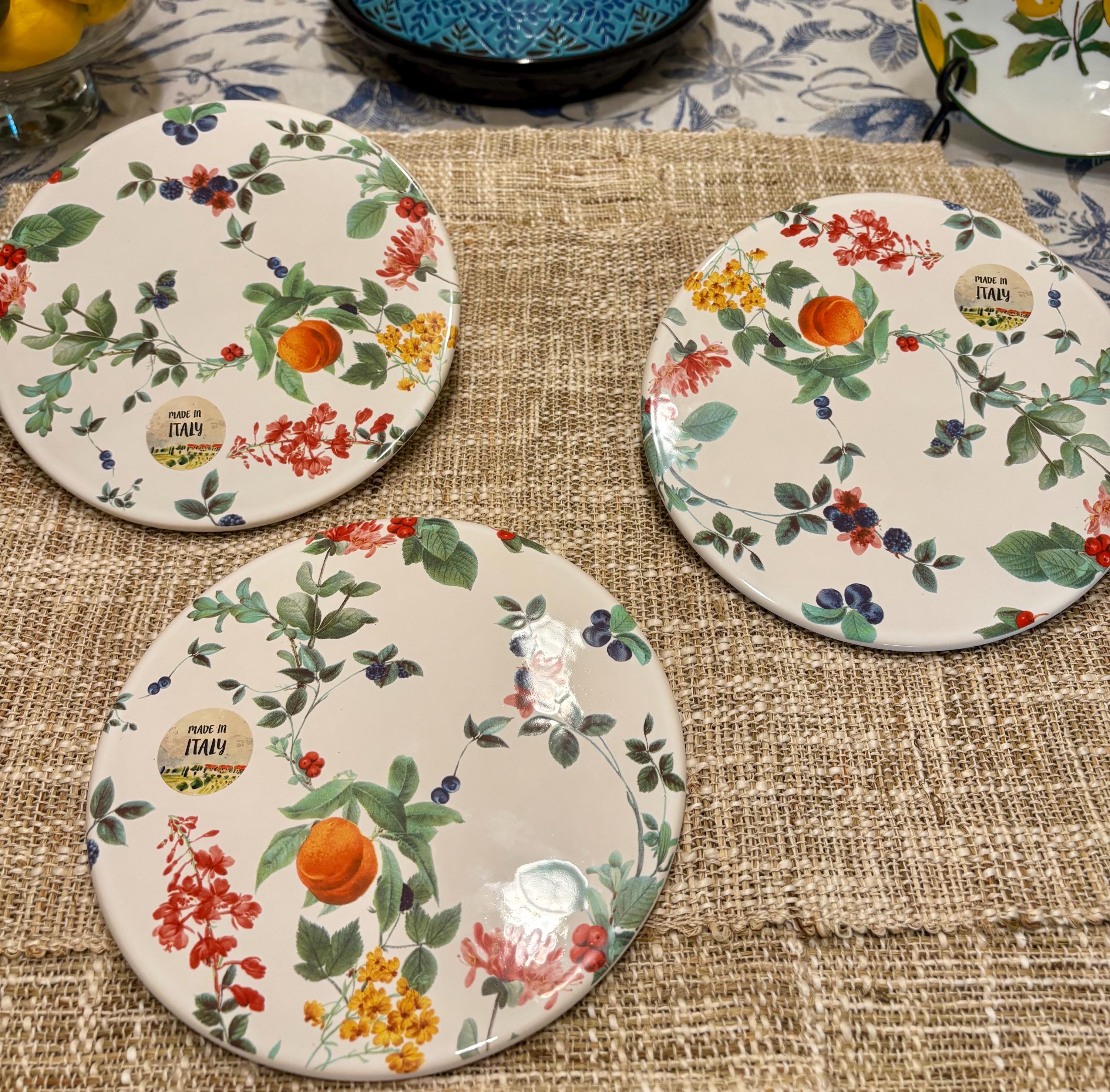 イタリア製　Vietri Italy ジュエリーボックス総花柄　セラミック Italian Ceramic Hot Plate Trivet: Floral Geometric Design