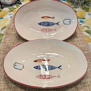 Vintage Style Colorful Fish with Red Trim Serving Bowl - Turkish Style & Design - Dishwasher and Microware Safe - Papart Seramik