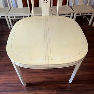 White Fine Furniture Chinoiserie Ming Style Vintage Table
