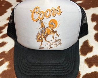 Coors Cowboy Way Snapback I Muziekfestivalhoeden | Leuke truckerspet I Vintage western Coors Beer | Retro klassieke mesh-snapback | Cadeau voor haar