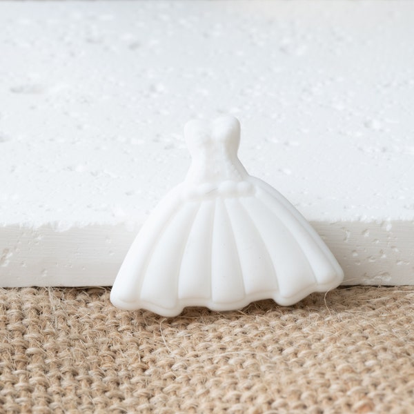 White dress silicone focal bead, dress silicone bead, beaded pen, silicone focal bead for pen