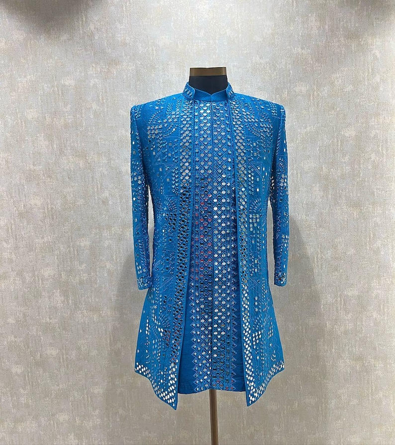 fabric and mirror texture close-up – Kph Outfits