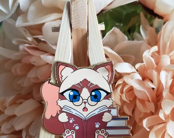 Bibliophile Ragdoll Cat Hard Enamel Pin