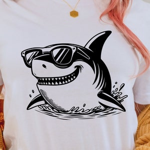 Tiburón svg png, lindo tiburón svg, tiburón divertido svg, tiburón de dibujos animados svg, animal svg, gafas de sol tiburón svg, diseño de tiburón svg, tiburón clipart