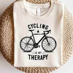 Fietsen is mijn therapie Svg Png, therapie Svg, therapie Png, therapie offerte Svg, fietsen Svg, fietsen Png, Biker Gift, fietsshirt Svg