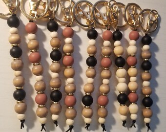 Minimalist Beaded Keychain: Boho Style, Wood & Silicone Beads