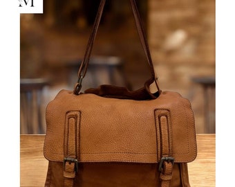 Leather Bag/  Unisex Messenger Bag l Laptop Bag (Large)  l Office Bag l Work Bag l Washed Bag l Office Bag l High Quality Grain Leather