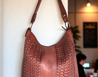 Leather bag l Handcrafted leather bag l women's bag l Premium Leather l Washed handbag l Shoulder bag l Vintage style l Washed bag