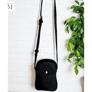 Estuche de cuero para teléfono l Cuero hecho a mano l Estuche bandolera para móvil l Cuero premium l Unisex l Lavado l Estuche para teléfono l Estuche tipo cartera