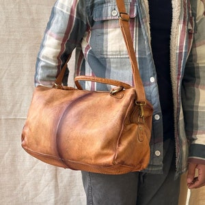 Handmade Duffel Bag  for Office l Stylish Carry l Daily use l Travel Bag l Gym Bag Color- Tan Ombre (26cm Ht x 38 cm lgth x 12 cm wd)