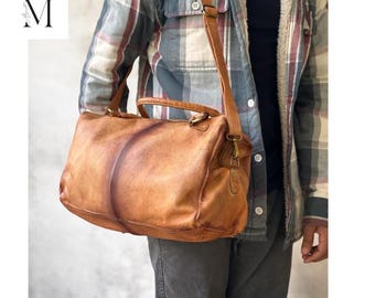 Premium Leather Duffel For Overnight Use  l Stylish Carry l Daily Use l Gym Use l Premium Leather Quality l Unisex l Beautiful ombre finish