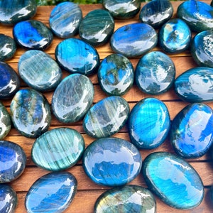 High Flash Labradorite Worry Stone,Labradorite Palm Stone,Blue Labradorite Worry Stone,Freedom Labradorite Worry Stone,For Gift.