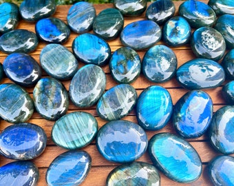 High Flash Labradorite Worry Stone,Labradorite Palm Stone,Blue Labradorite Worry Stone,Freedom Labradorite Worry Stone,For Gift.