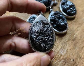 Physical Protection, Energy Healing, Positive Aura, Black Magic & Spiritual Blocker Stone Pendant of The Legendary Leklai Tarad Cyrstal Gem